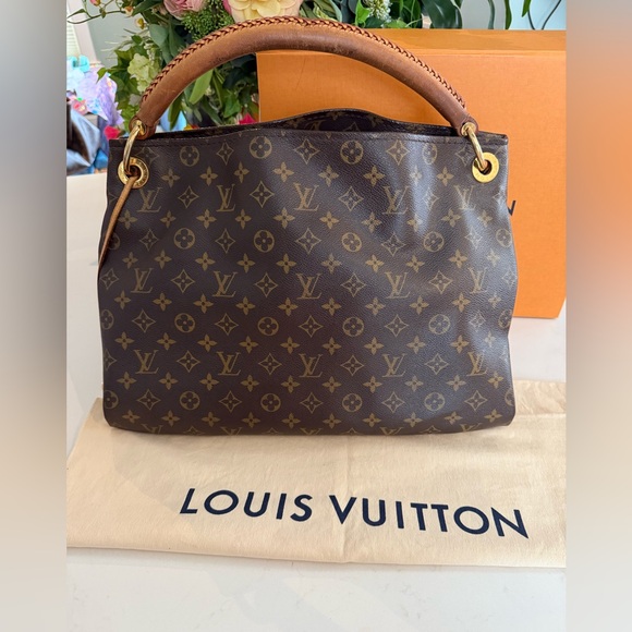 Louis Vuitton Monogram Artsy MM FULL INCLUSION ~ LV Box, LV Dust Bag and Cards - Picture 2 of 15
